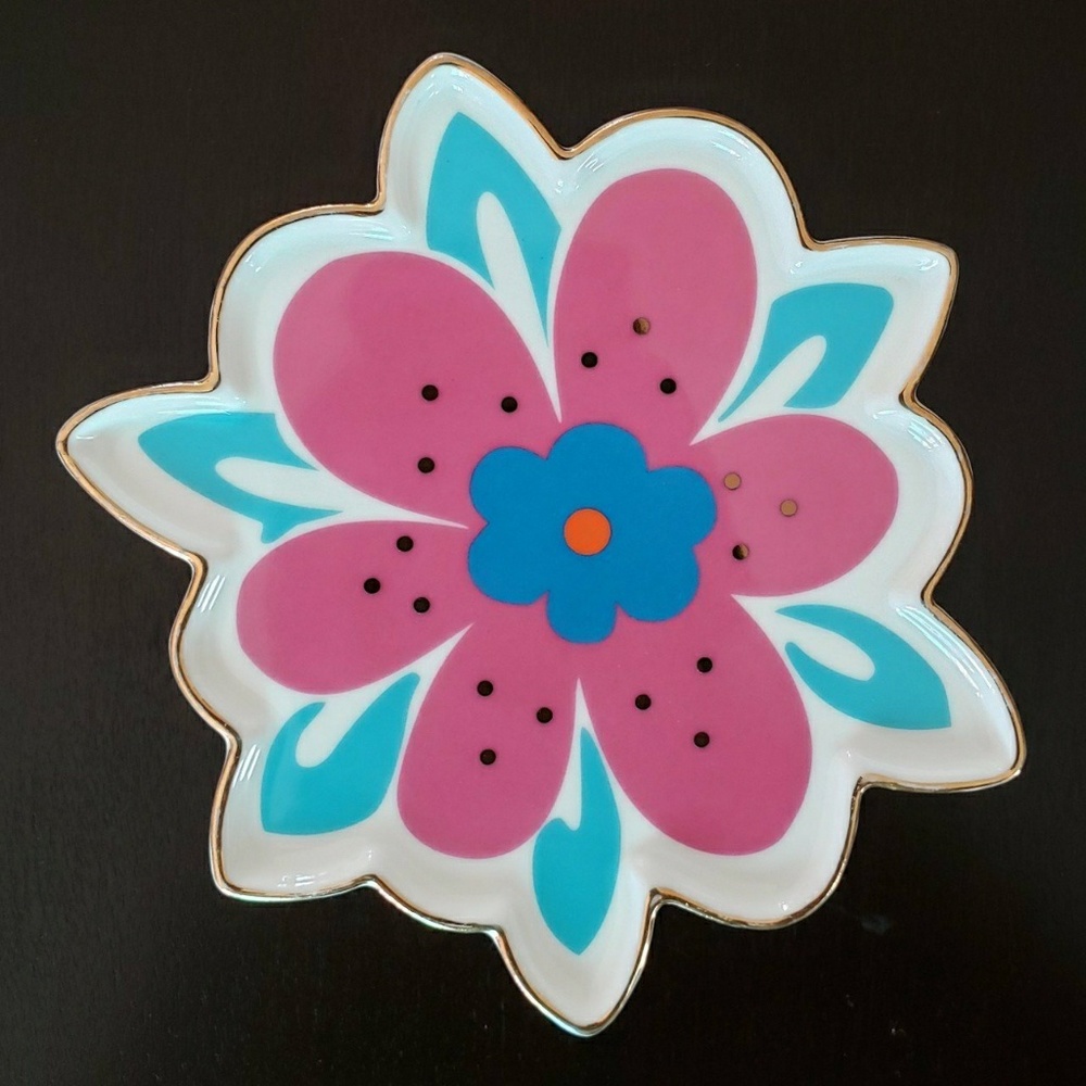 Betsey Johnson x Trolls flower catchall